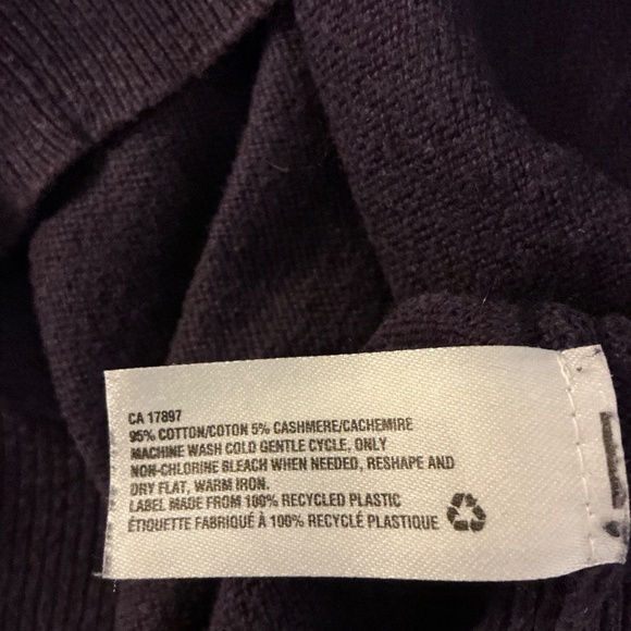 Gap Men’s Cotton Cashmere V-Neck Sweater - Picture 4 of 4